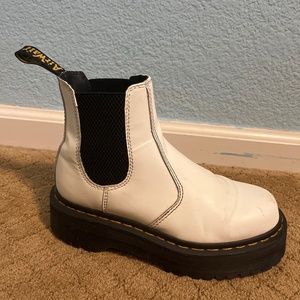 Dr. Marten Platform Chelsea Boots